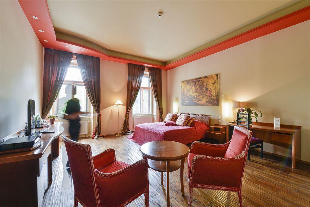 Hotel Schwaiger Praga Exterior foto