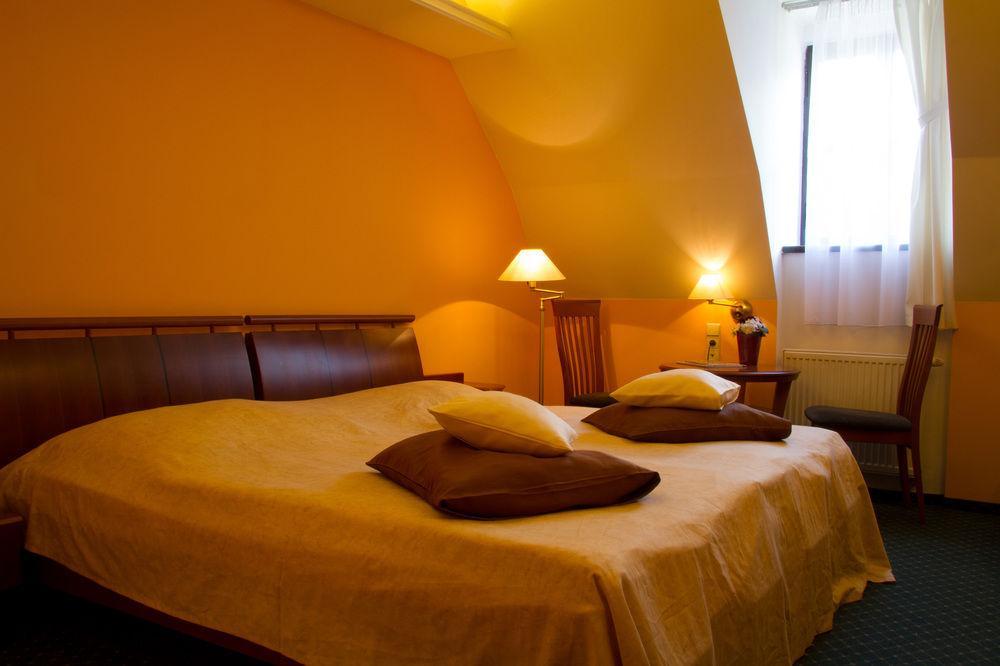 Hotel Schwaiger Praga Exterior foto