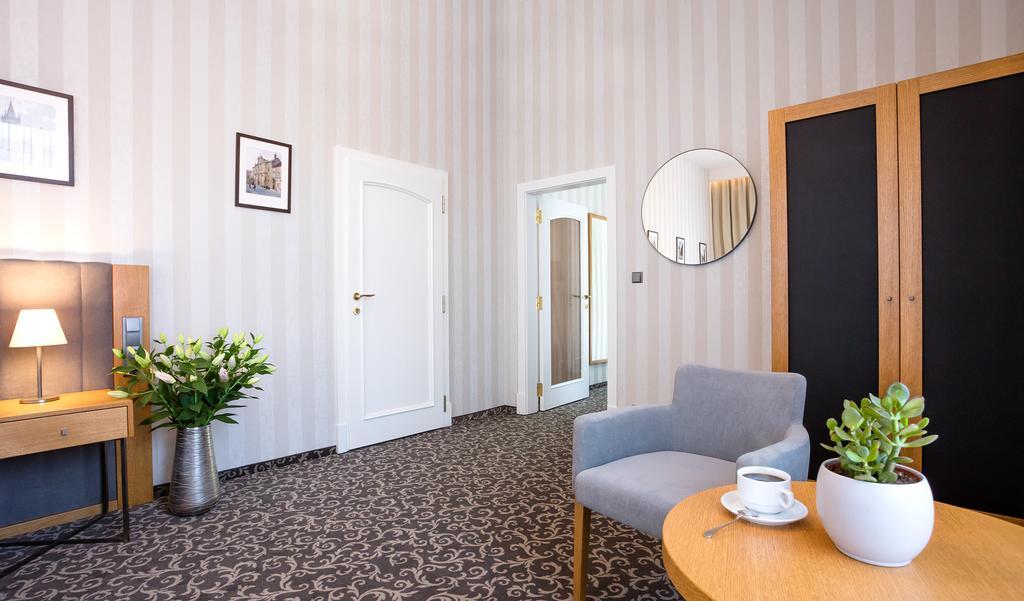 Hotel Schwaiger Praga Exterior foto