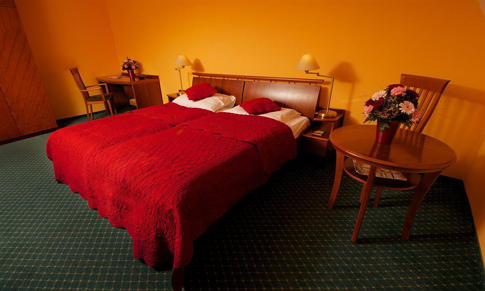 Hotel Schwaiger Praga Habitación foto